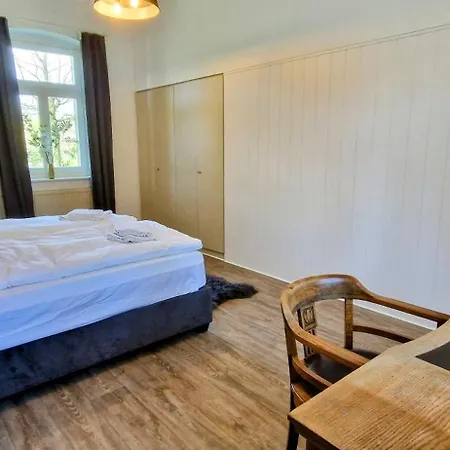 Am Schloss Rimburg * Ubach-Palenberg