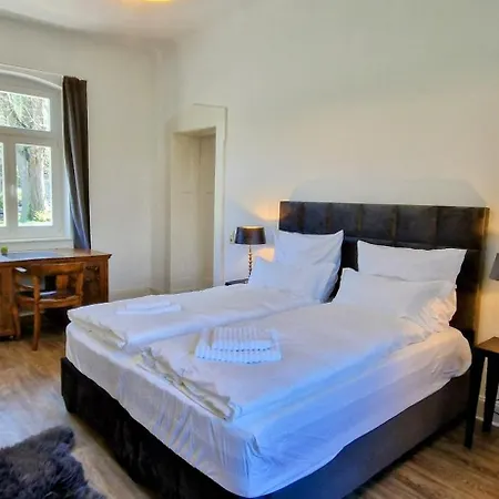 Am Schloss Rimburg Ubach-Palenberg