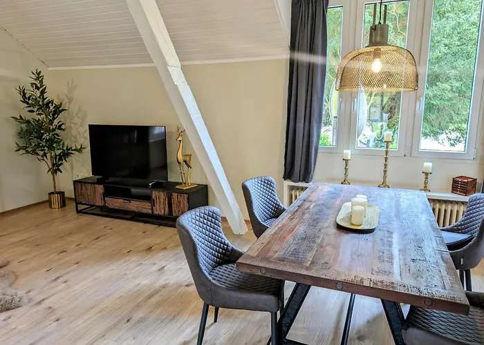 度假居 Am Schloss Rimburg *