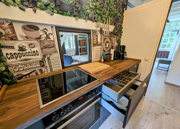 Am Schloss Rimburg *